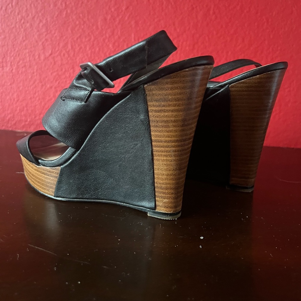 Charles by Charles David wedges
